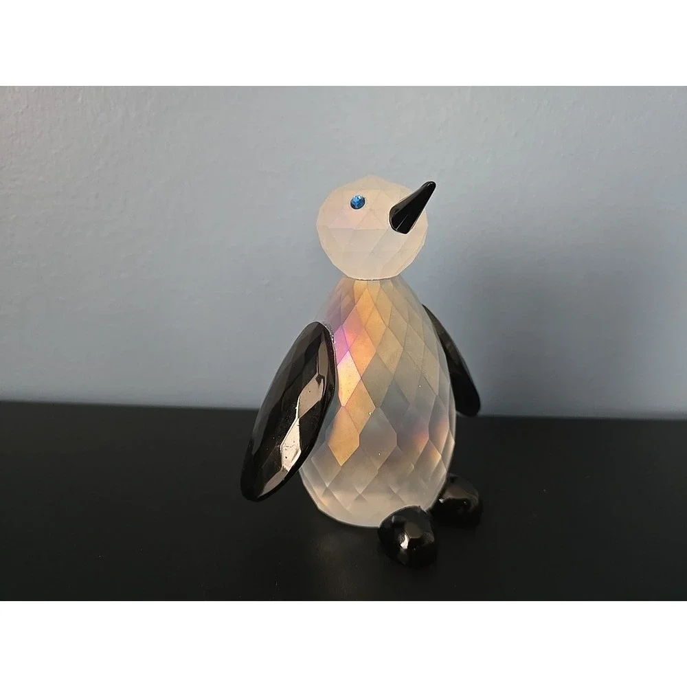 Simon Designs Crystal Frosted‎ Winter Penguin Paperweight Figurine 4